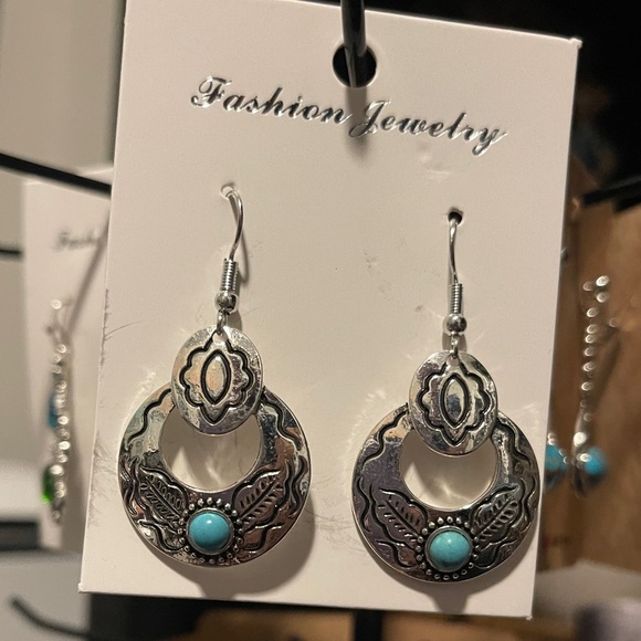 Western Turquoise Earrings - Picture 3 of 3